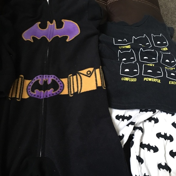 Other - 2/$10 Lot of 2 boys Batman pajamas size 4T 4/5